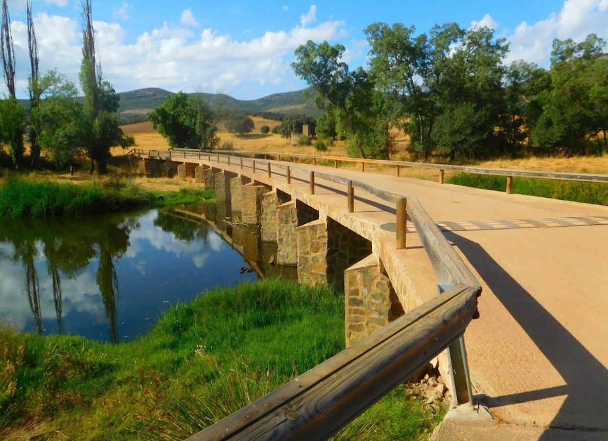 El Granado Villa Piedrabuena ภายนอก รูปภาพ